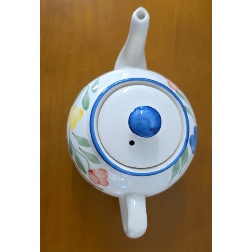 Springtime by Housewares colorful‎ teapot Floral pattern